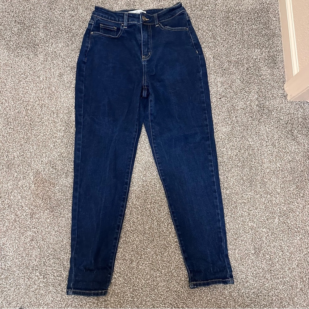 Kancan Womens size 27 high rise skinny jeans dark wash